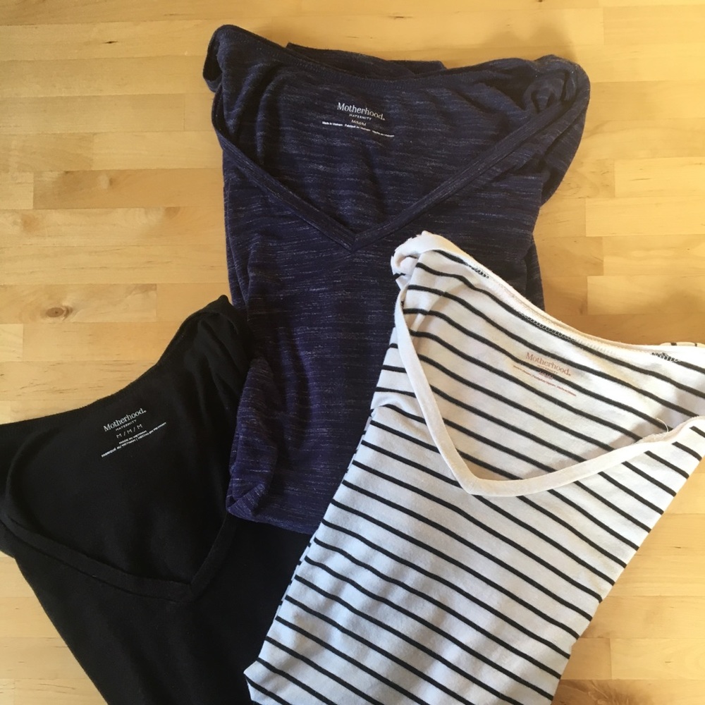 BUNDLE 3 Maternity V-neck shirts